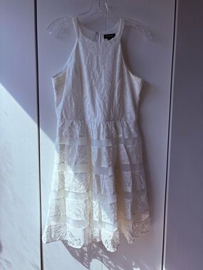 Le Château Lined White Lace Summer Mid Length Dress Size Medium